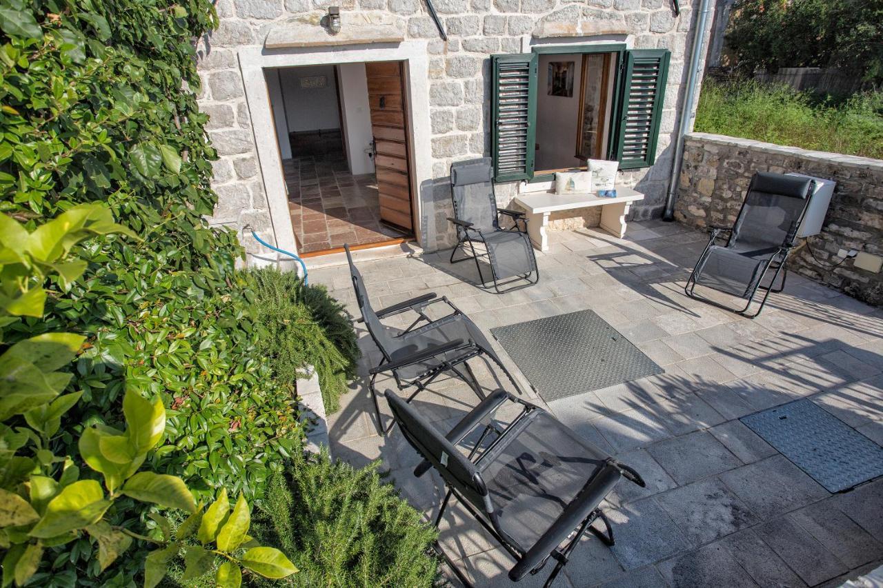 Villa Ruza, Donja Lastva Тиват Экстерьер фото