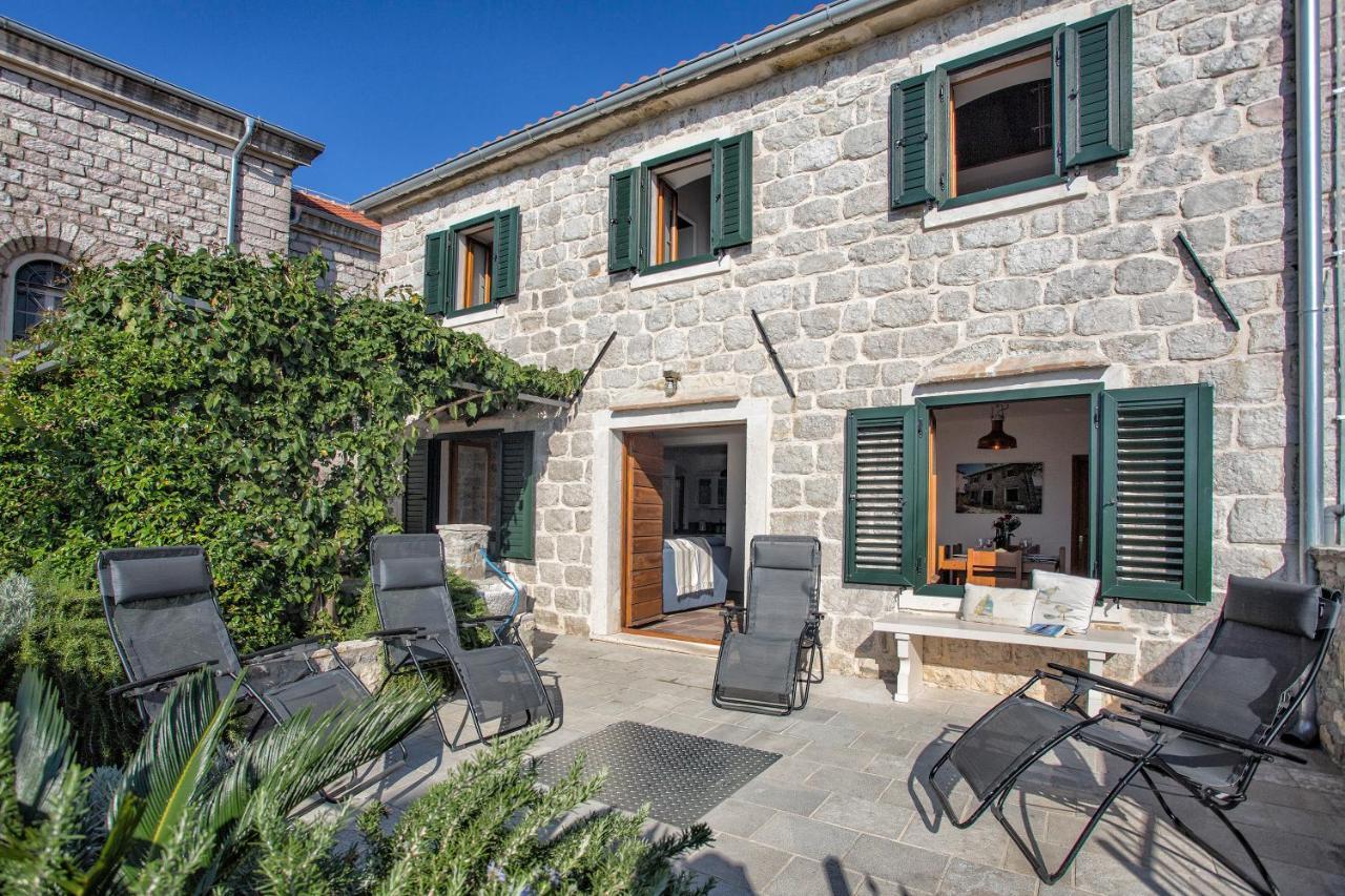 Villa Ruza, Donja Lastva Тиват Экстерьер фото